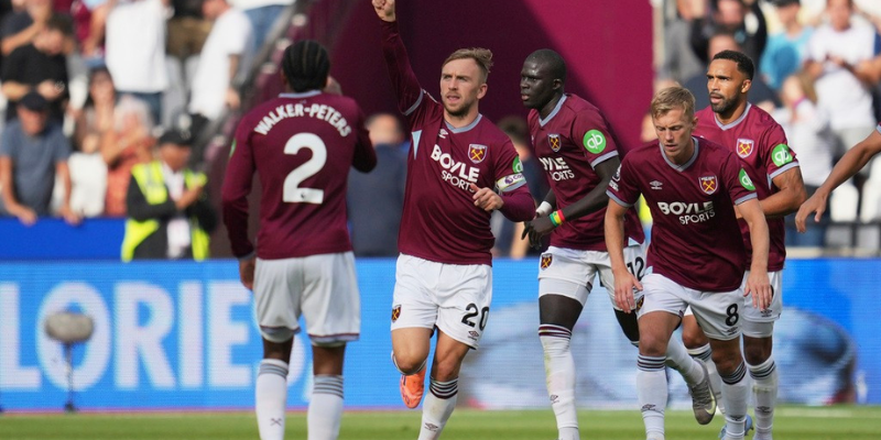 Phong độ WestHam đang rơi vào sa lầy khủng hoảng Phong độ WestHam đang rơi vào sa lầy khủng hoảng